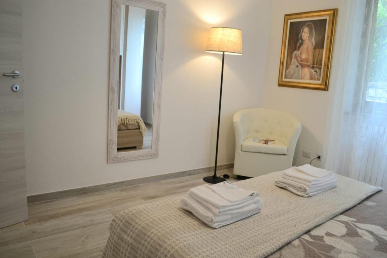 Le Grigne Guesthouse - The Garden Oliveto Lario ภายนอก รูปภาพ