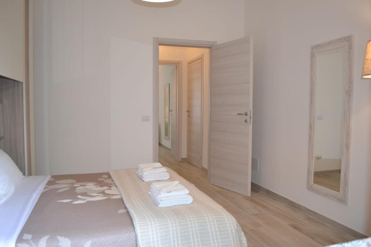 Le Grigne Guesthouse - The Garden Oliveto Lario ภายนอก รูปภาพ